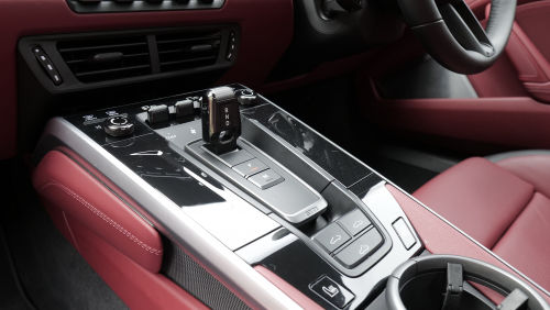 PORSCHE 911 [992] CARRERA CABRIOLET 2dr PDK view 3